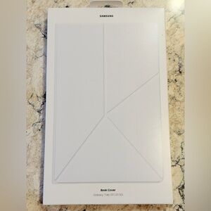 Samsung - Galaxy Tab S11, S11 5G Book Cover - White Model EF-BX730